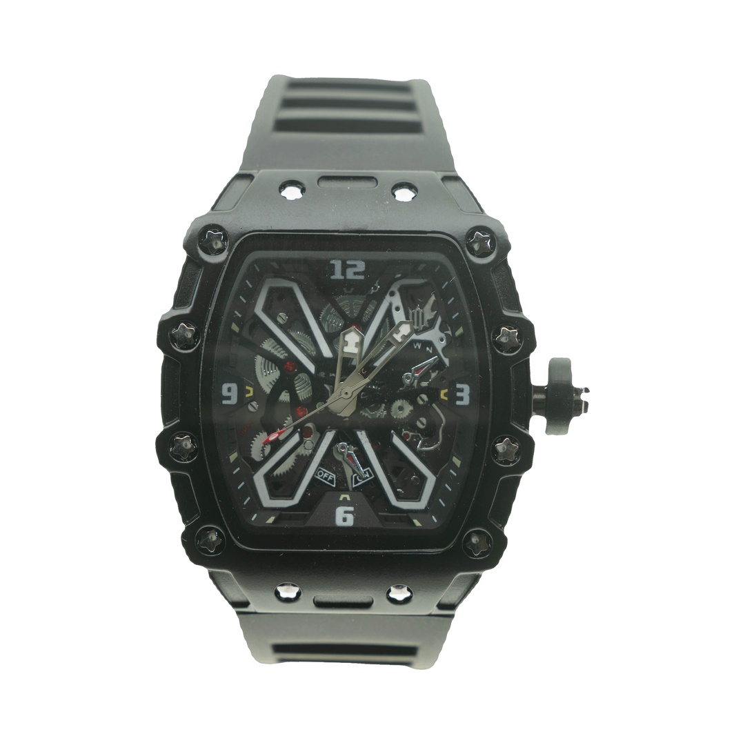 RM320106.jpg